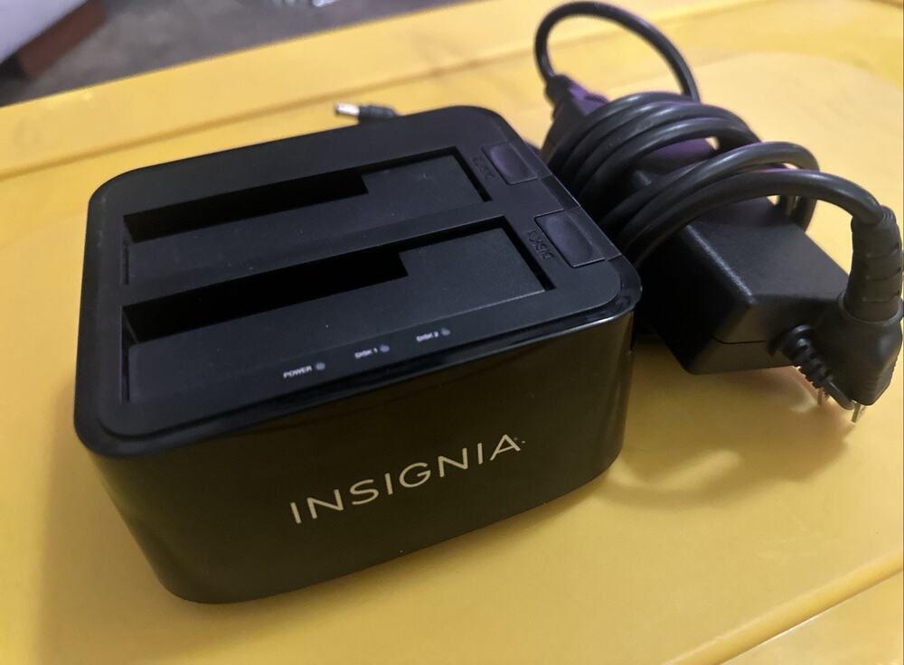 Insignia Dual Hard Drive Docking Station